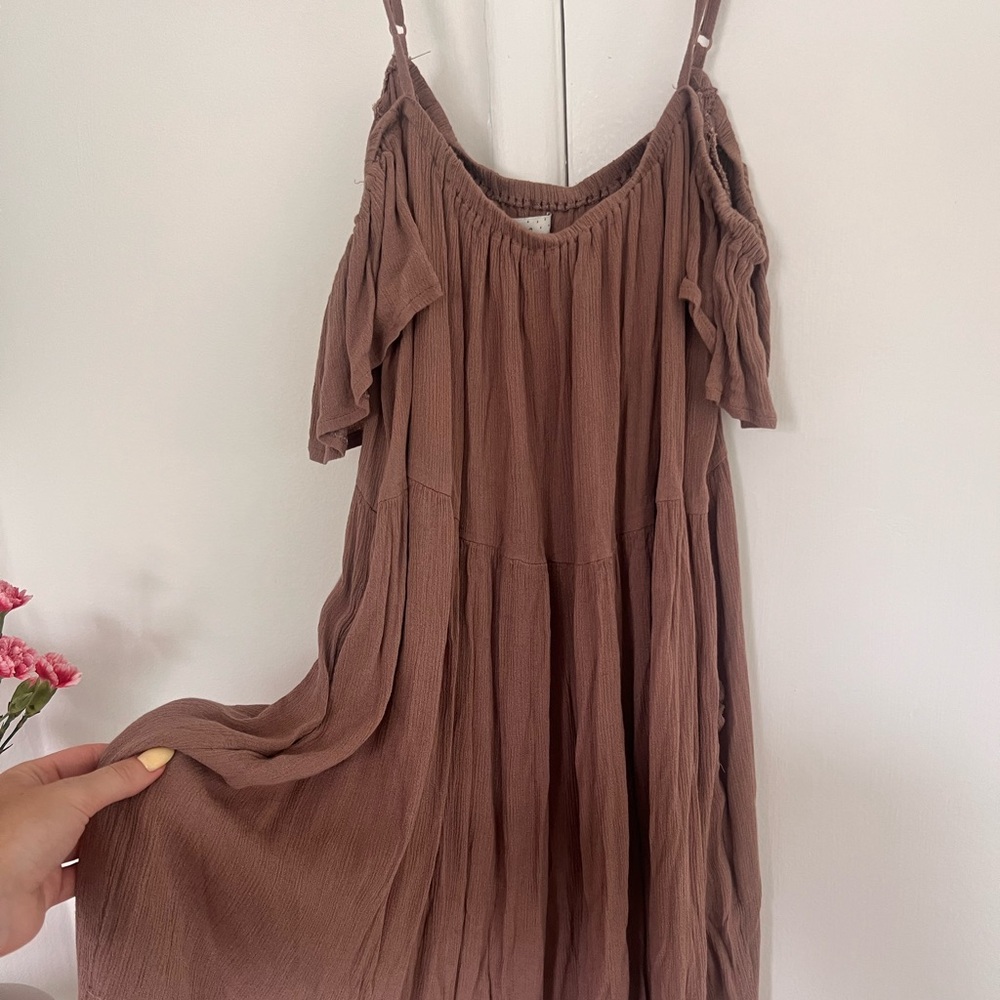 Francesca’s Mauve/Light brown dress